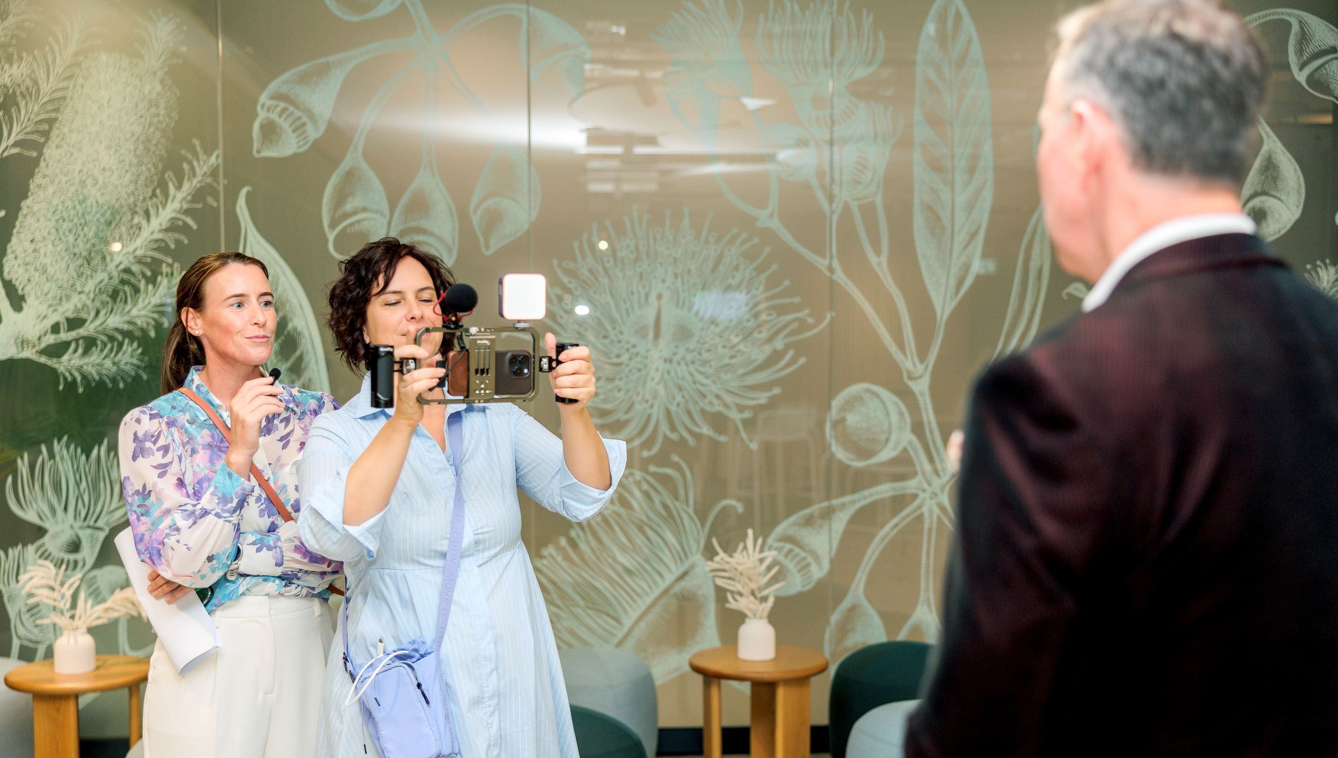 Photo + Video Content in One Shoot